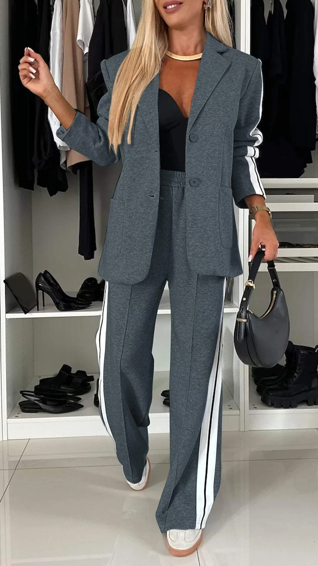 Comfortable Women's Blazer Set with Wide Pants and Stripes