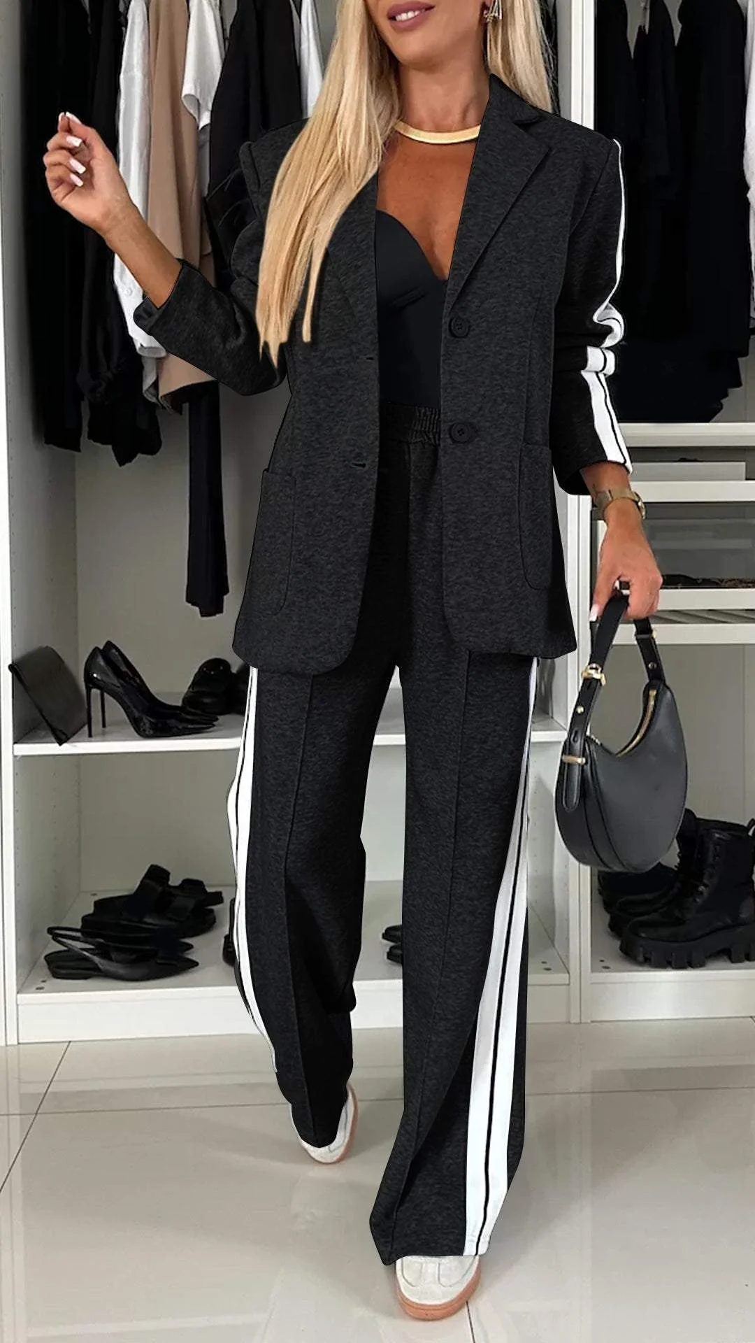 Comfortable Women's Blazer Set with Wide Pants and Stripes