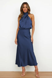 Women's Maxi Cocktail Dress with Halter Neck and Elegant Evening Look