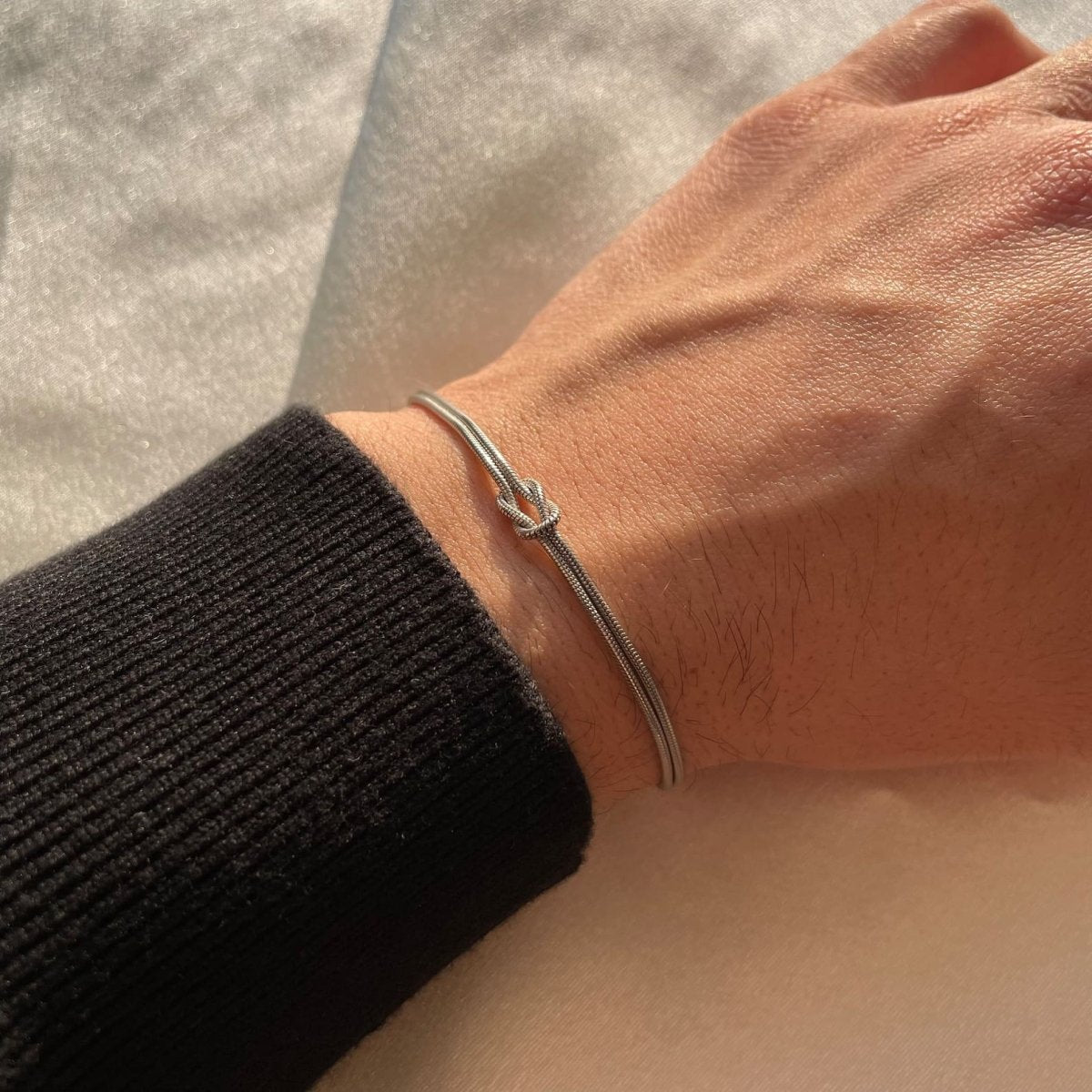 Nova - Love Knot Bracelet