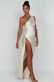 Elegant Satin One-Shoulder Maxi Evening Dress with High Slit