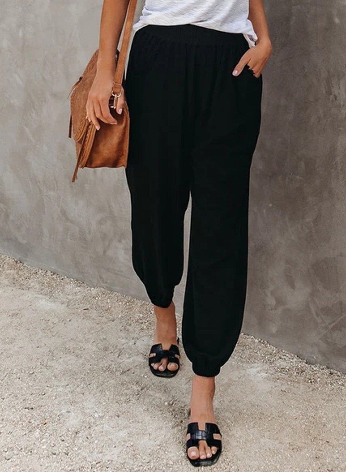Lightweight Jogger Pants with Elastic Waist and Pockets