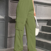 Trendy Cargo Pants for Women with High Waist and Straight Legs