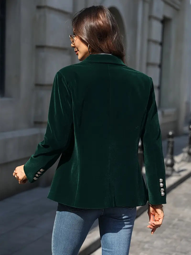 Tailored Women's Blazer with Classic Lapels and Button Closure