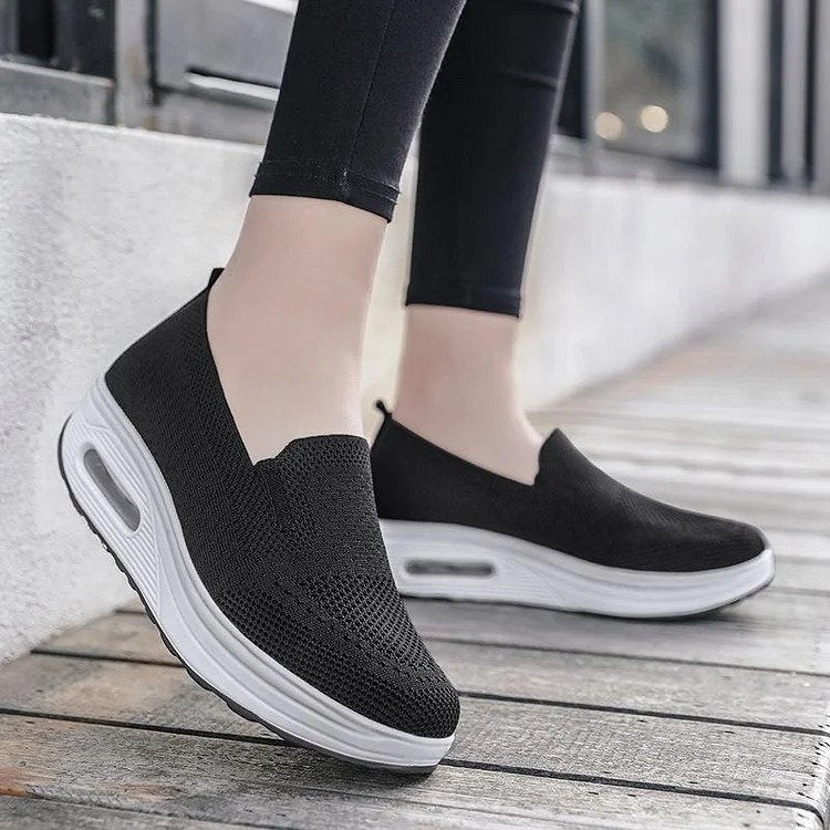 Eloïse - Orthopedic Slip-On Sneakers