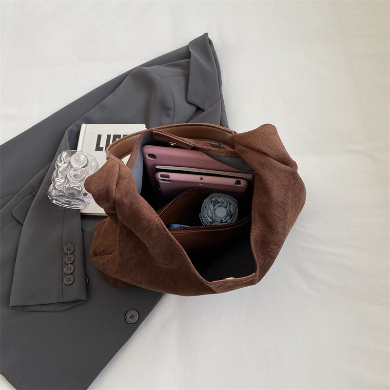 Swedish Leather Daily Tote