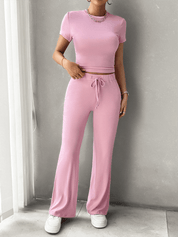 Comfortable Lounge Set for Women with Crop Top and Drawstring Pants