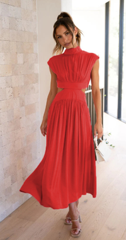 Noa - Maxi dress with stylish cut-out waist