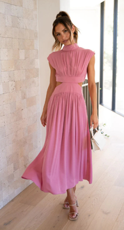 Noa - Maxi dress with stylish cut-out waist