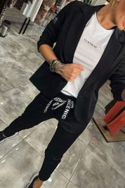 Comfortable Women's Set with Blazer and Slim Fit Pants