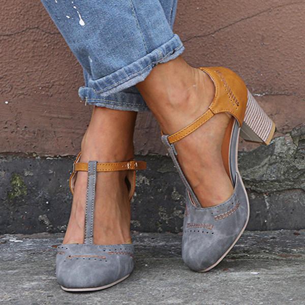 Vintage Style Pumps With Strap And Comfortable Heel For Women