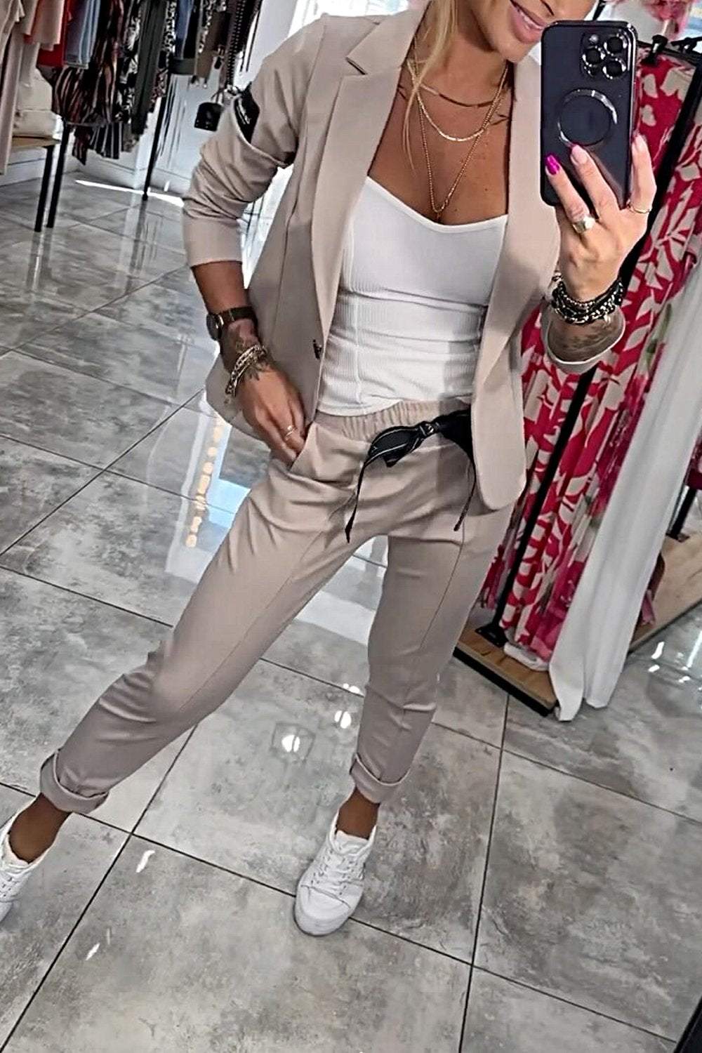 Stylish Two-Piece Blazer Set with Jogger Pants for Women