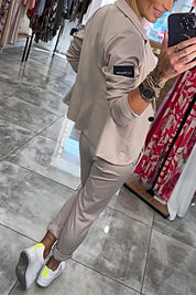 Stylish Two-Piece Blazer Set with Jogger Pants for Women