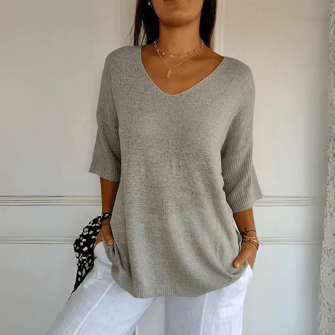 Relaxed Elegant V-Neck Top for Women with Three-Quarter Sleeves