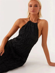 Mila - Elegant Maxi Dress with Halter Neck and Open Back