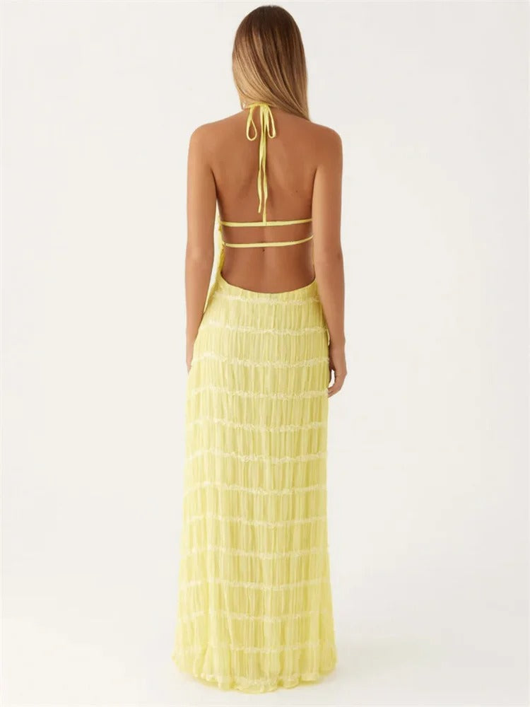 Mila - Elegant Maxi Dress with Halter Neck and Open Back
