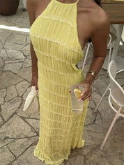 Mila - Elegant Maxi Dress with Halter Neck and Open Back