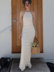 Mila - Elegant Maxi Dress with Halter Neck and Open Back