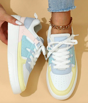 Trendy Women's Sneakers with Comfortable Fit for Everyday