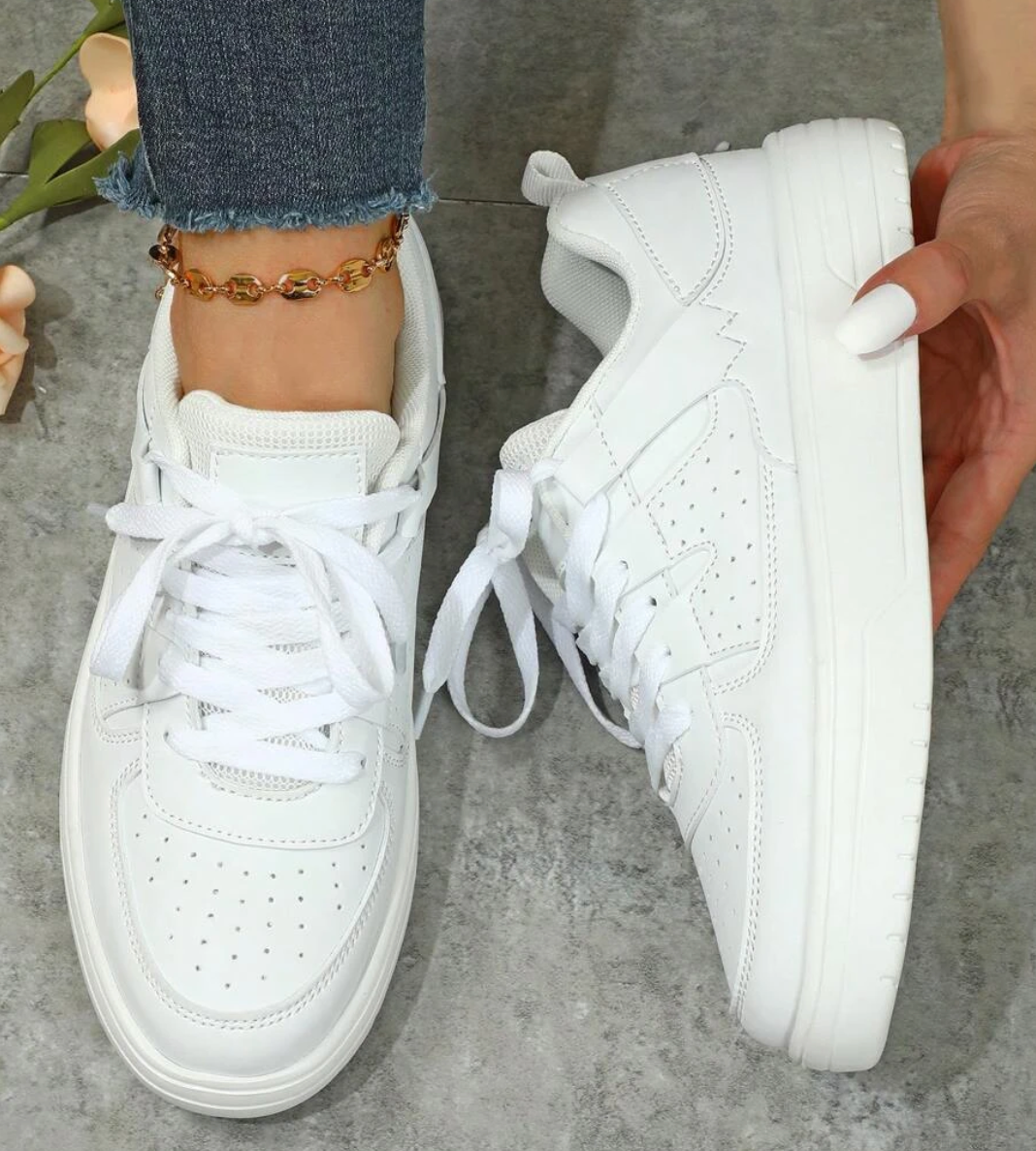 Trendy Women's Sneakers with Comfortable Fit for Everyday