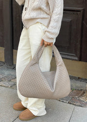 Trendy Women's Braided Handbag with Spacious Stylish Design