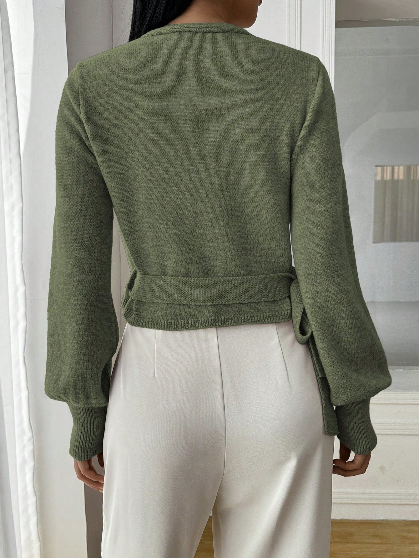 Stylish Knitted Wrap Crop Top with V-neck and Tie Belt