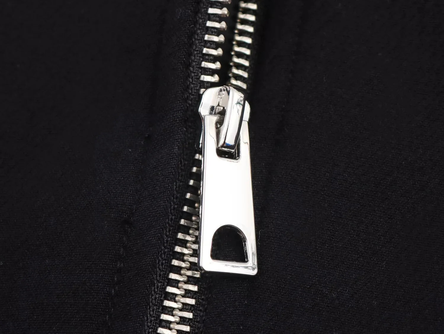 Short Women's Bomber Jacket with Zipper and Elastic Hem
