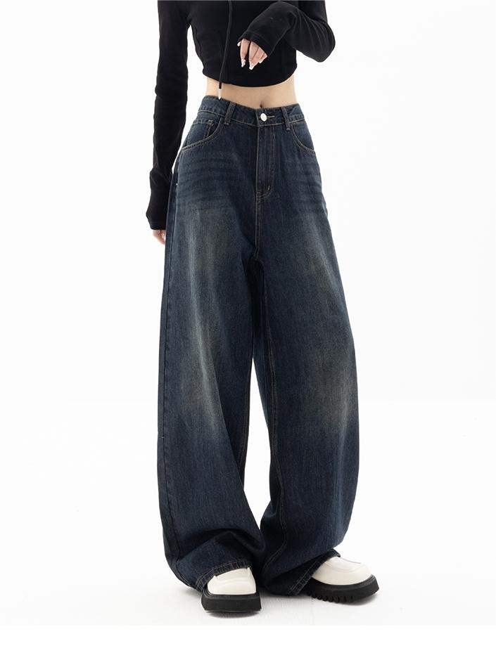 Women's Jeans with Baggy Fit and Vintage Style