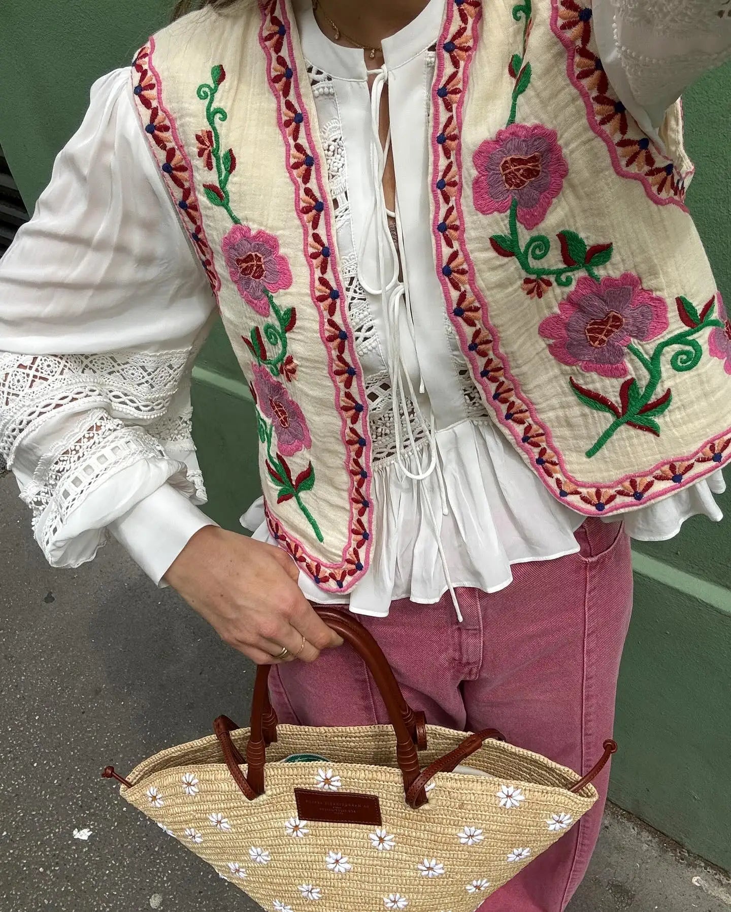 Mirthe - Wildflower Gilet with Embroidered Flowers