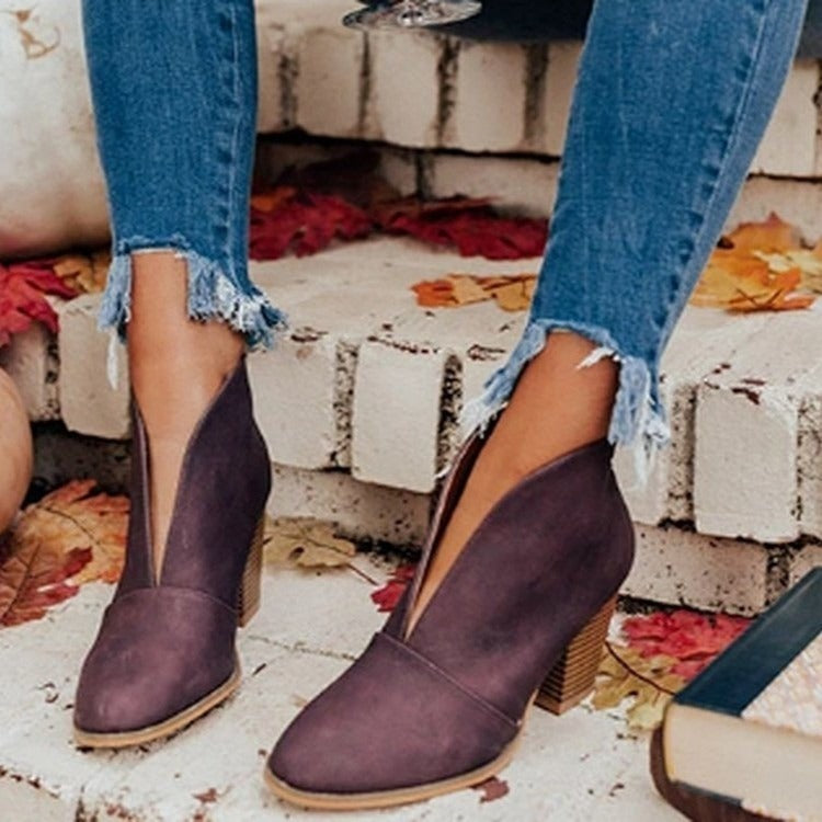 Vintage Women's Ankle Boots with Block Heel and V Cutout