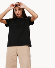 Casual Women's T-Shirt with Timeless Design and Round Neck