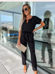 Elegant Jumpsuit Set for Women with Short Sleeves and Belt